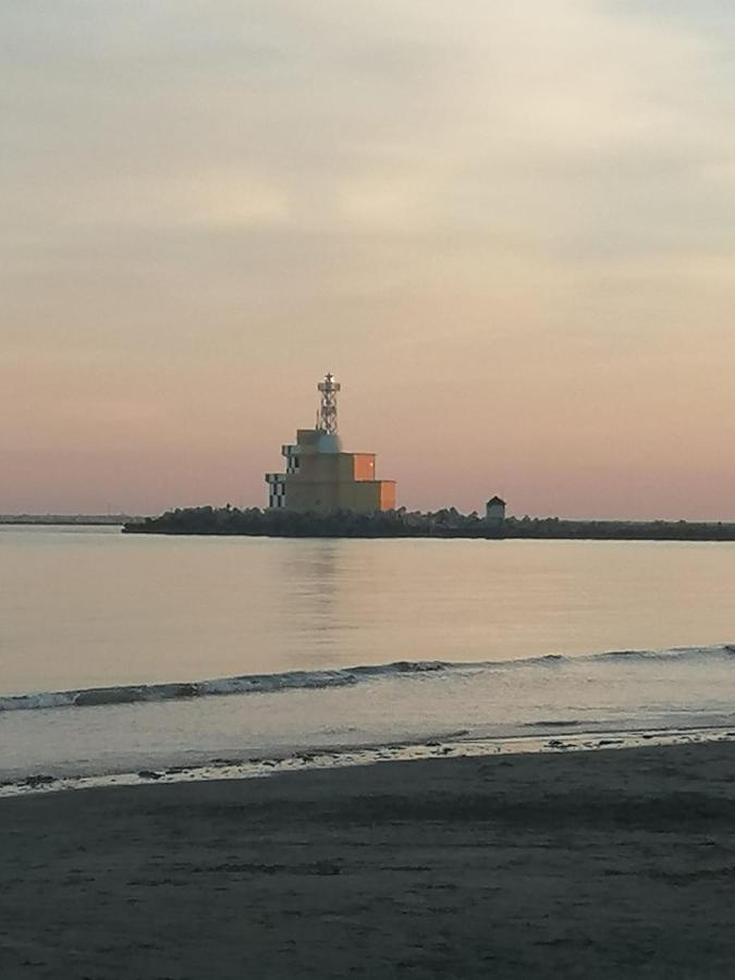 Orizzonte Marino Blu-Vacanza Ricca Di Colori Cavallino-Treporti Bagian luar foto